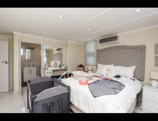 3 BEDROOM TOWNHOUSE FOR SALE IN MORNINGSIDE